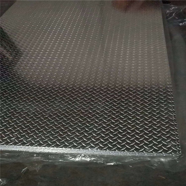 指针型花纹铝板